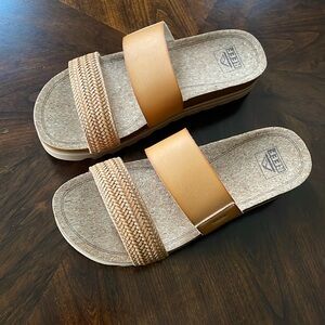 Reef Cushion Vista Hi Wedge Platform Slide Sandals Women's Sz 8 Natural Braid